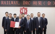 我国首批出口中非地区交流传动内燃机车项目签约