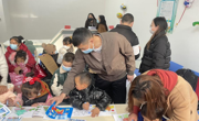 广元市苍溪县举行“小鹿灯-愈见未来”儿童重疾救助公益项目义诊活动