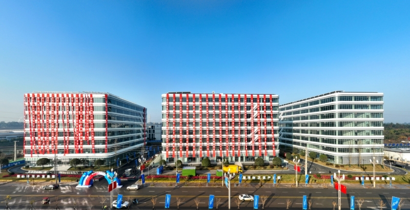 图为