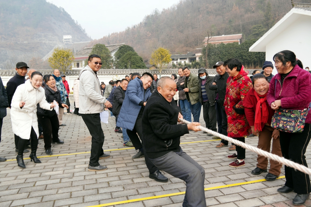 拔河比赛 