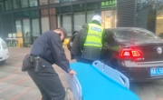 警察节“最警察”的礼物：为新生儿护航