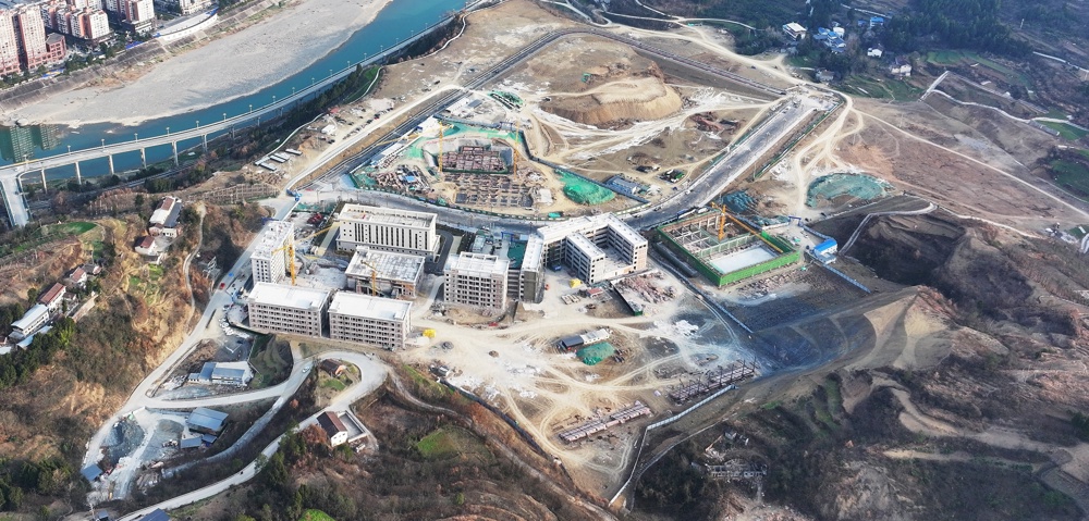 正在建设中的金堆新区