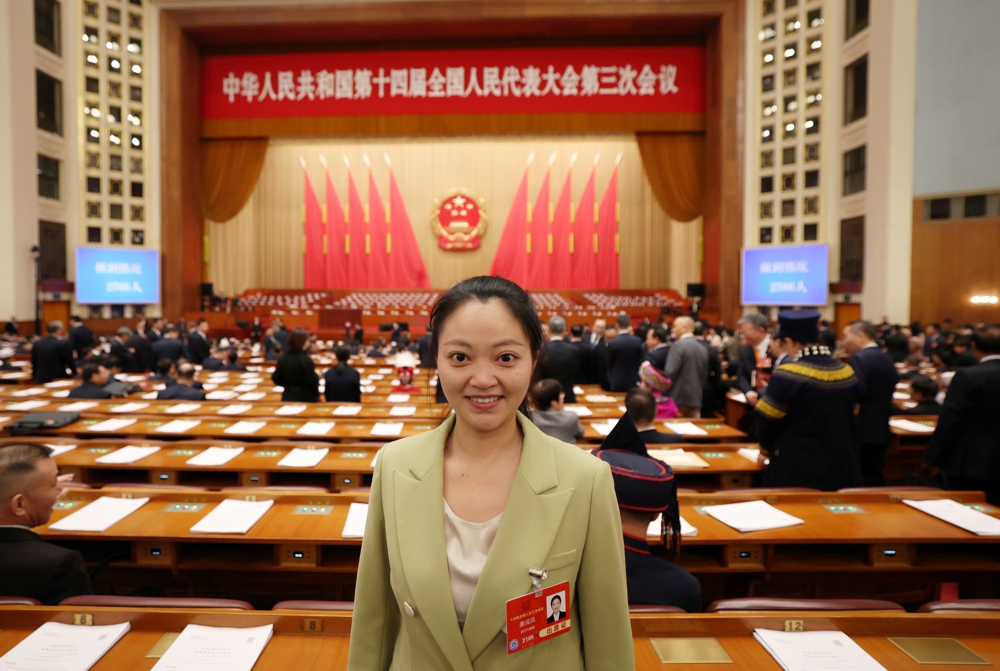 唐成凤工作照