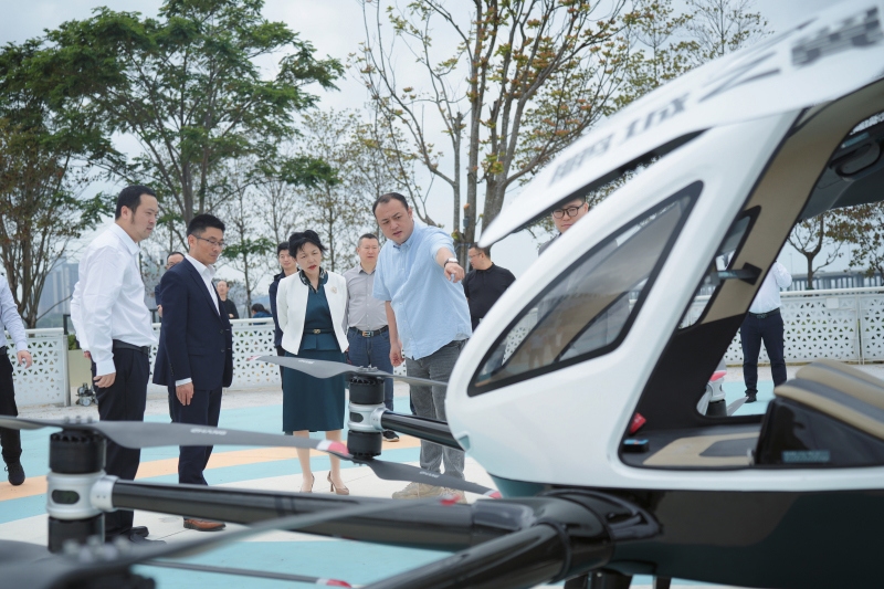 参观深圳当地低空经济企业 翁光建摄