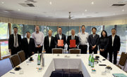 我国自主研制大功率柴油机的交流传动机车首次进入发达国家市场