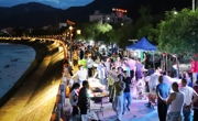 绵阳平武：“清凉经济”升温 江边夜市激发消费新活力 