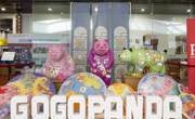 “中国彩绘熊猫艺术国际巡展”吉隆坡启幕 熊猫文化在马来西亚首次系统性艺术呈现