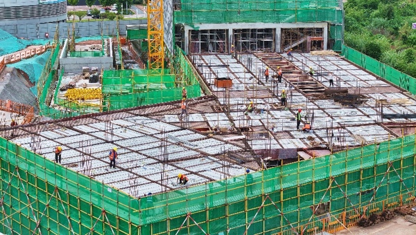 体育中心托育园同步攻坚   眉山仁寿县民生建设“加速跑”