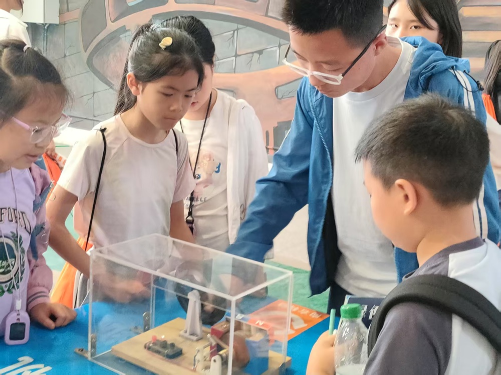 2025年“研学明初心、践悟学匠心”普惠实践活动