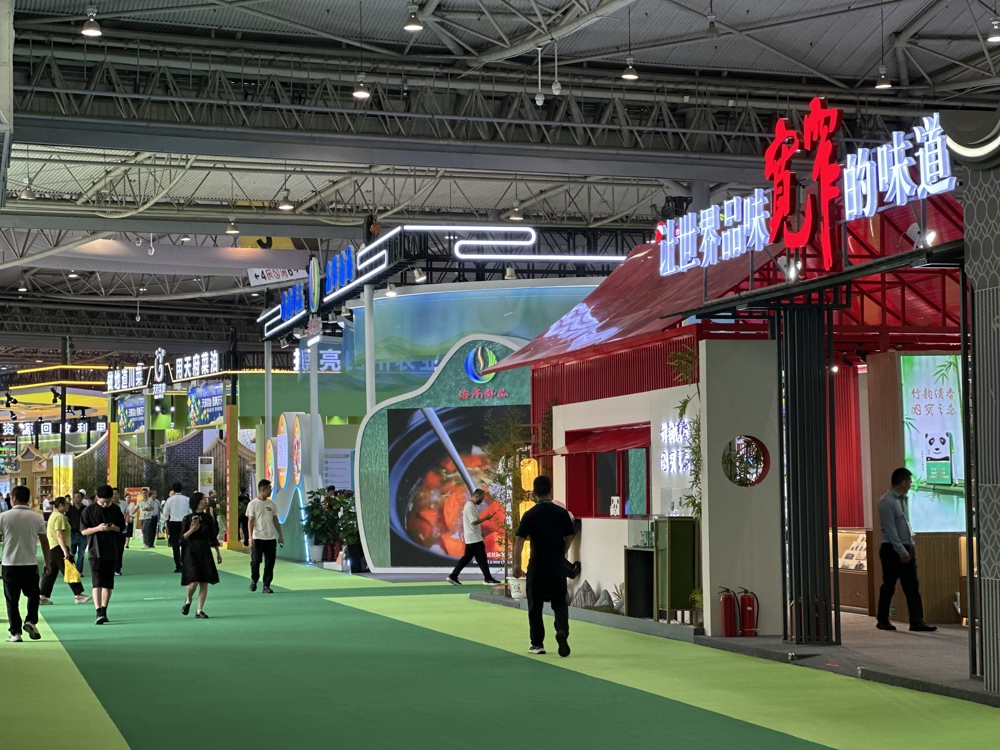 四川农博会现场（张海峰摄）