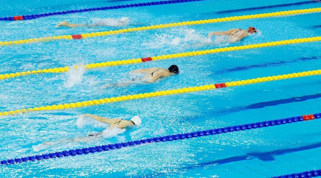 劈波斩浪，奋“泳”争先！他们，夺冠！