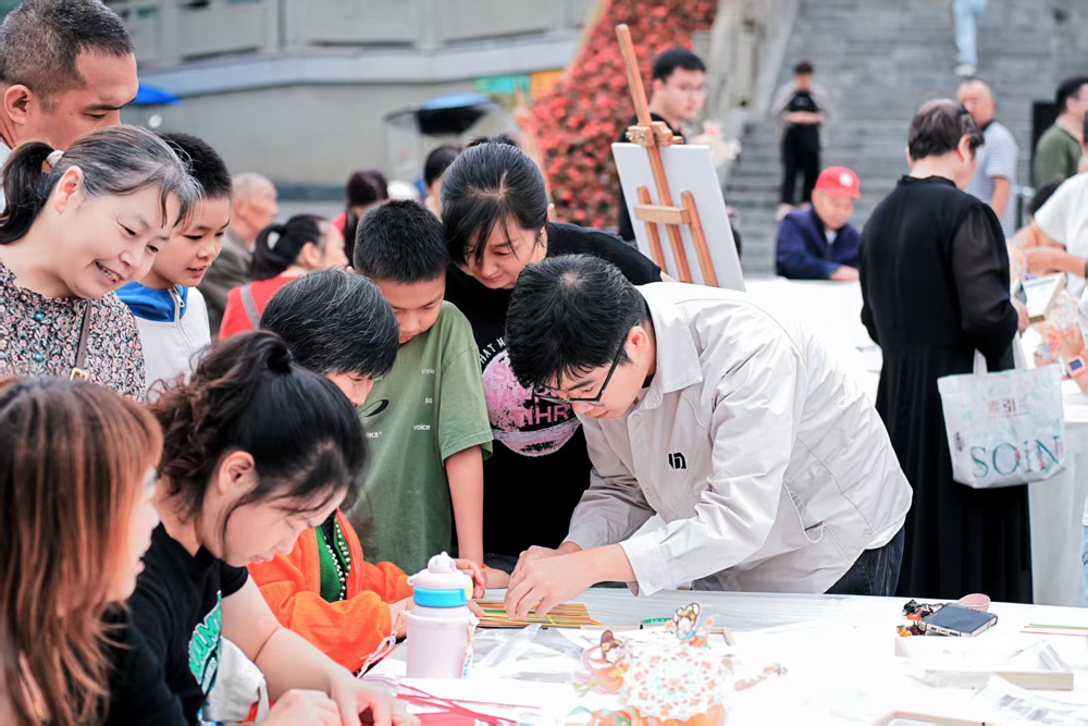 新津区总工会开展国庆、中秋活动（受访单位供图）