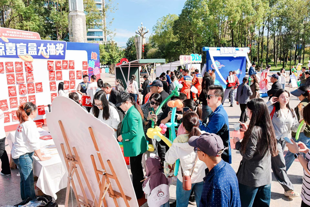 911B0099805E02756AD55AF58AF5352B 911B0099805E02756AD55AF58AF5352B