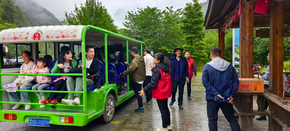 056e631cd76be06facbfbf35a114d144 056e631cd76be06facbfbf35a114d144