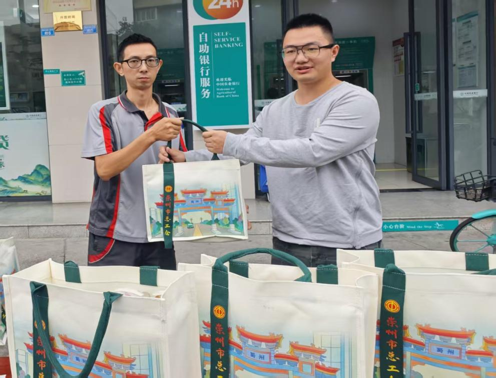 慰问现场（受访单位供图）