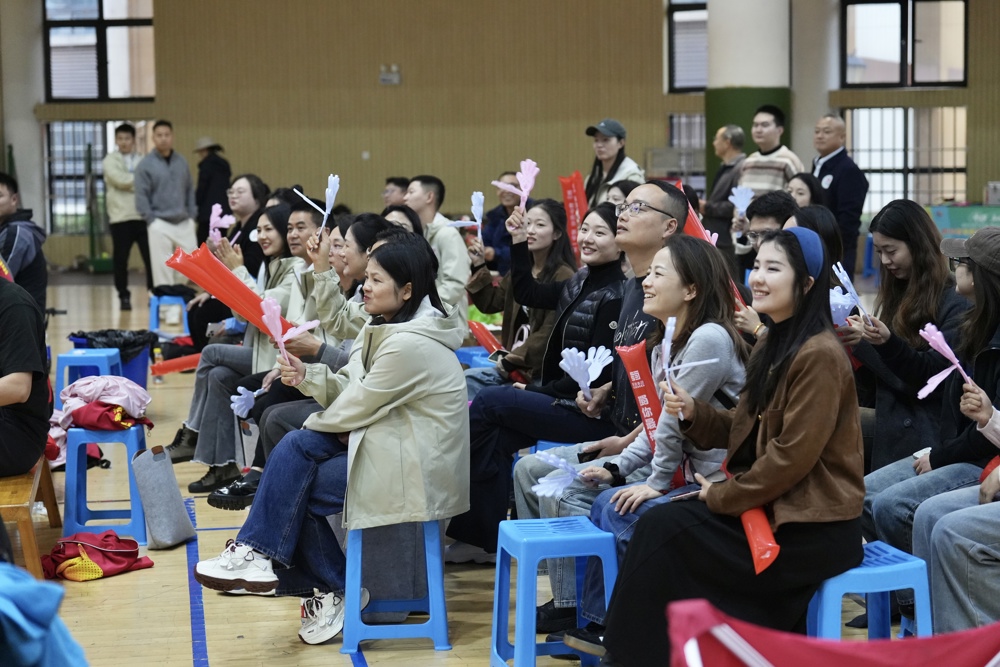 蜀道集团拉拉队