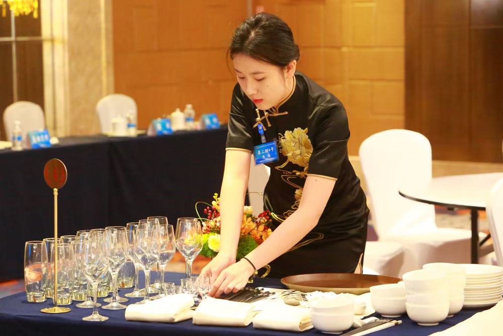 参赛选手正专注比赛（受访单位供图）