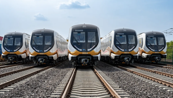 科幻感十足，成都轨道交通30号线一期车站亮相