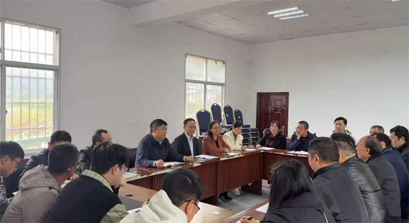 市总党日活动图1 市总党日活动图1