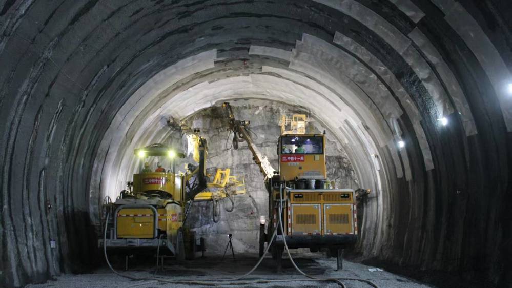 mmexport1764549574861