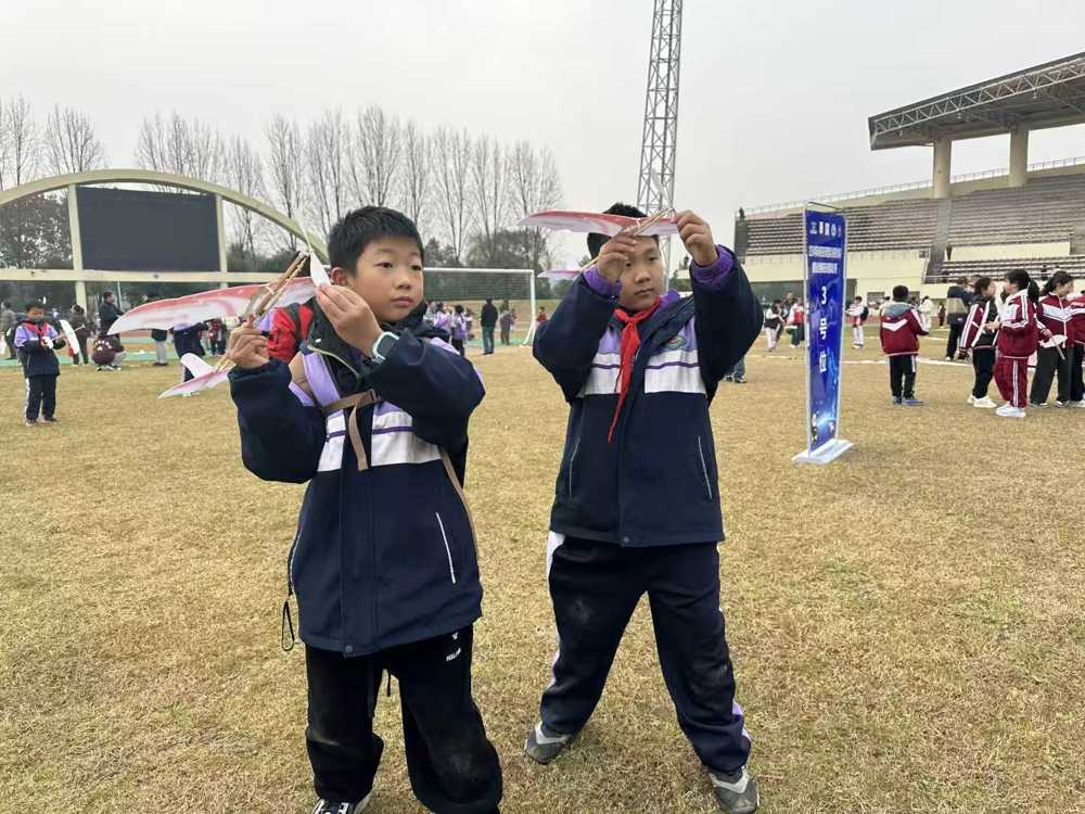 mmexport1765090881122