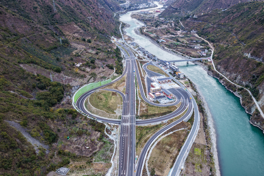 mmexport1767064979846