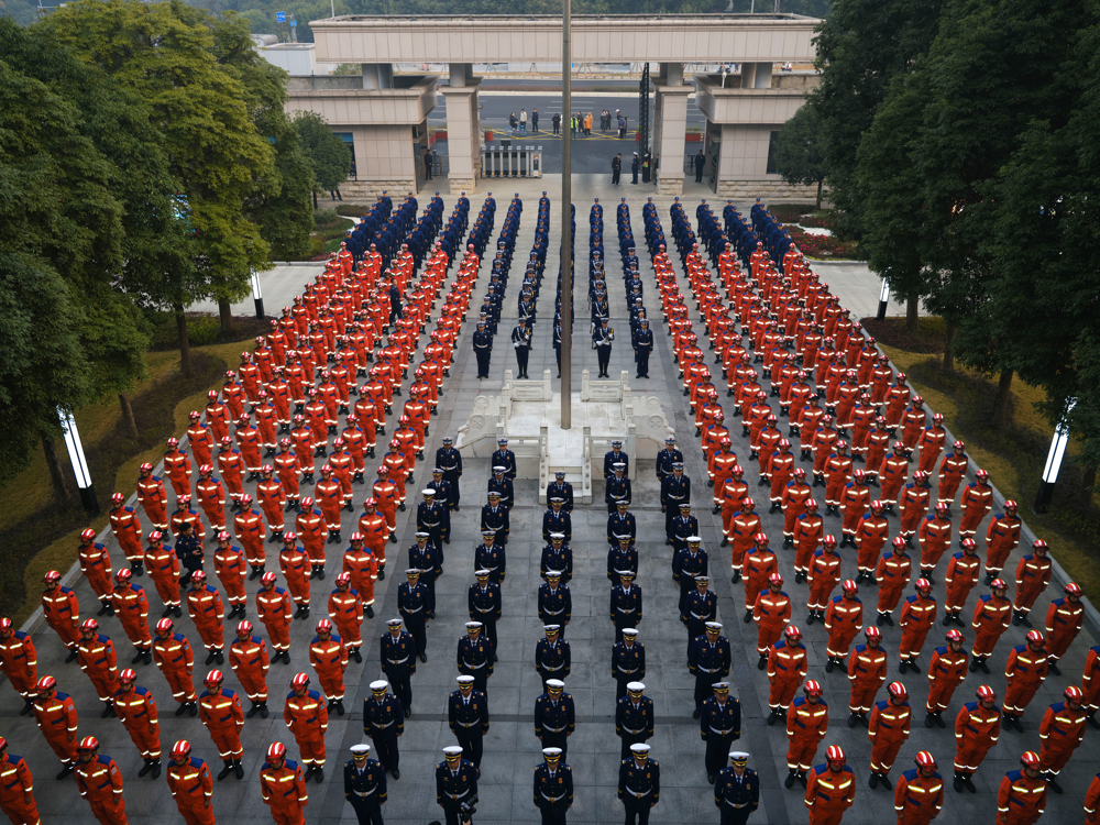 86B7817BD9197A85045FC5A169DA553E