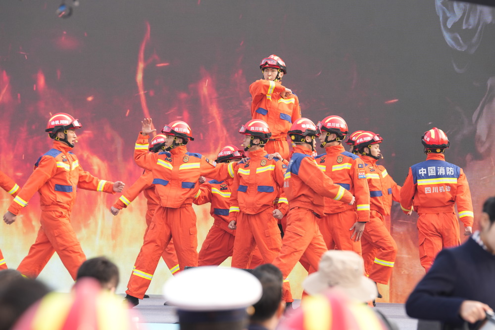 51f35c269236365dc87e182aef807d96