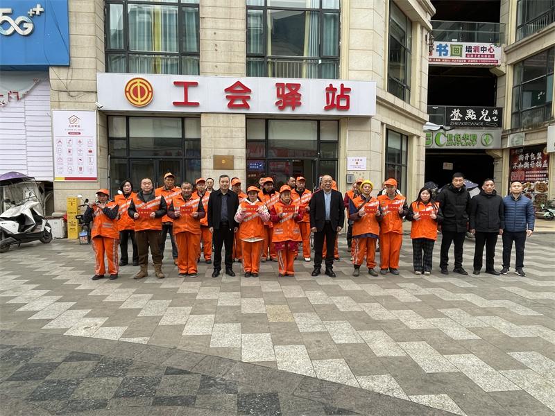 到南江慰问图2 到南江慰问图2