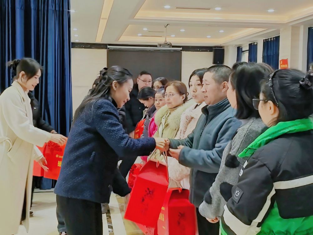 8837A8D5@83441616.BE42896900000000_recompress