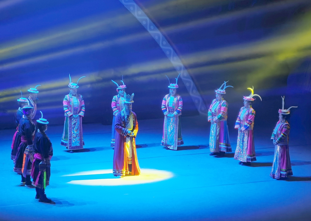 《白羽毛的呼唤》剧照