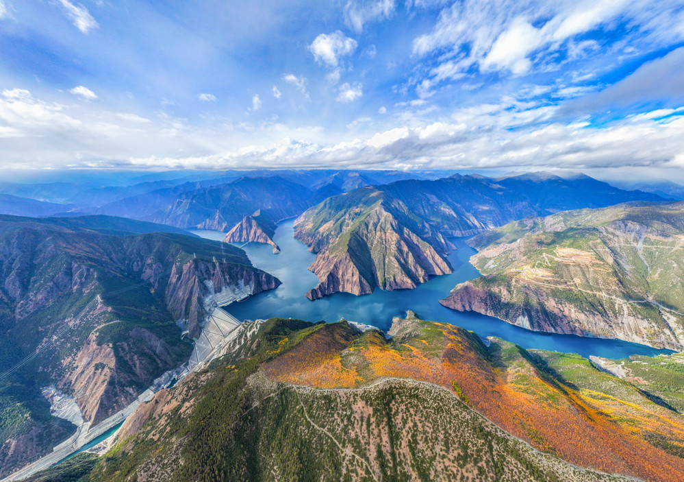 两河口水电站枢纽工程全景