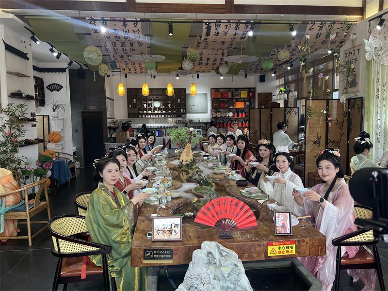 恩阳区三八活动