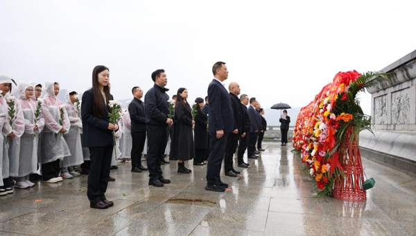 “万达开暨城宣万”退役军人事务部门开展清明祭英烈主题活动