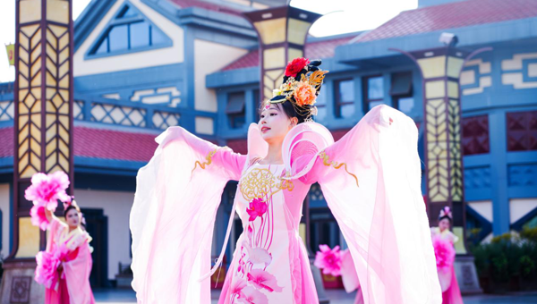 绵阳方特开启“春假欢乐周”引爆假期狂欢