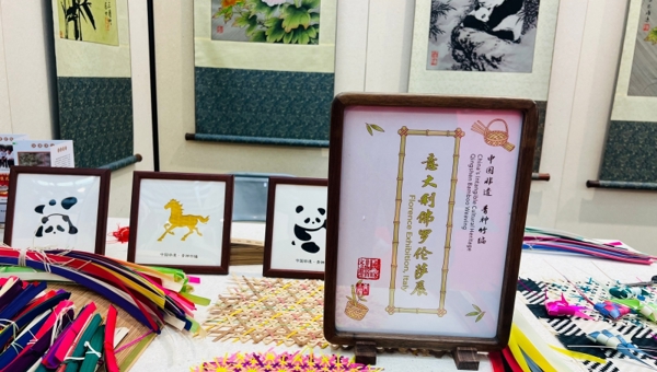 东方指尖魔法“对话”文艺复兴 青神竹编在佛罗伦萨圈粉无数