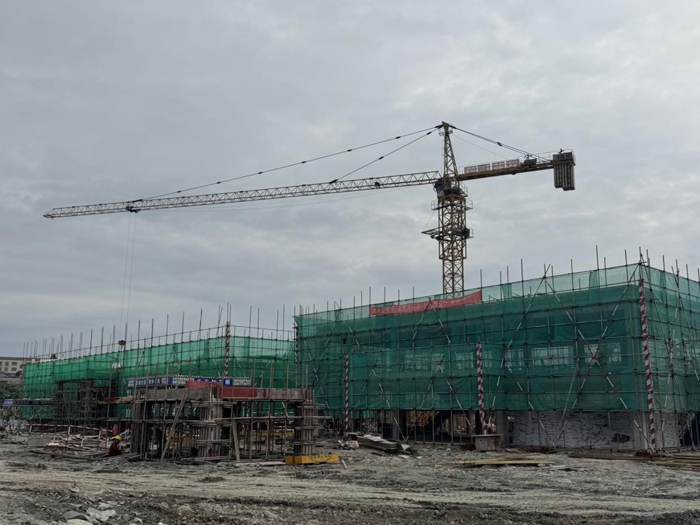 &nbsp; &nbsp; &nbsp; &nbsp; &nbsp; &nbsp; &nbsp; &nbsp; &nbsp; &nbsp; &nbsp; &nbsp; &nbsp; &nbsp; &nbsp; &nbsp; &nbsp; &nbsp; &nbsp; &nbsp; &nbsp; &nbsp; &nbsp; &nbsp; &nbsp; &nbsp; 图为项目建设现场