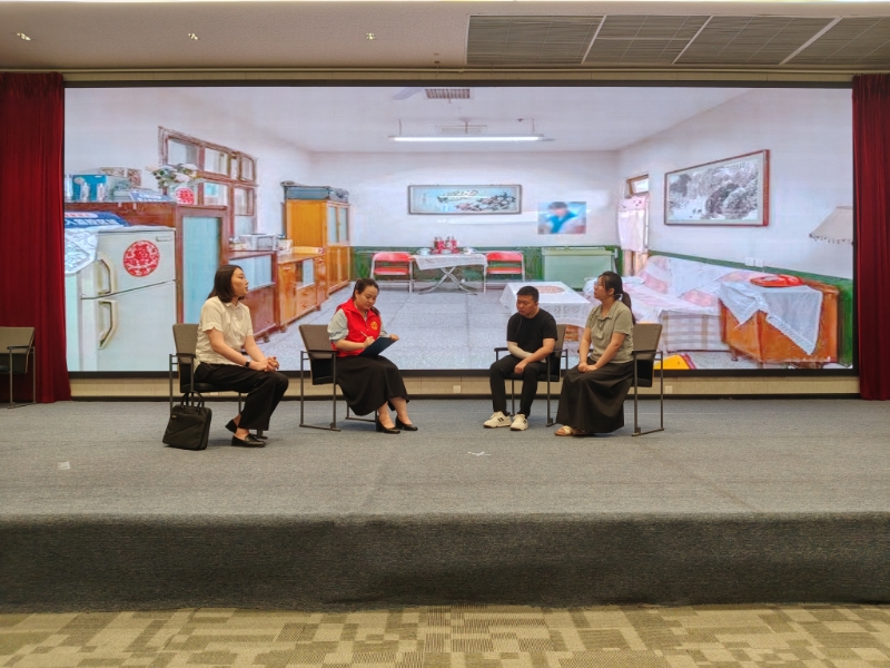 团体赛情景模拟展演（内江市总供图）