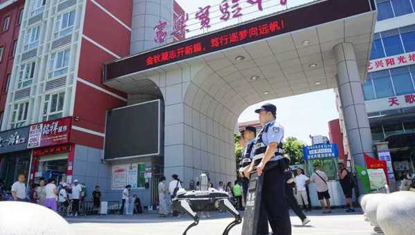 绵阳公安筑牢四道防线守护校园安全