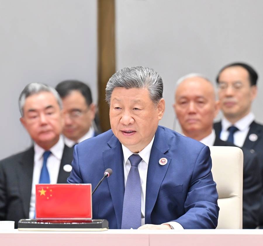 当地时间9月1日上午，国家主席习近平在比什凯克出席上海合作组织成员国元首理事会第二十六次会议。习近平发表题为《推动上海合作组织实现更高质量发展》的重要讲话。　　新华社记者 翟健岚摄